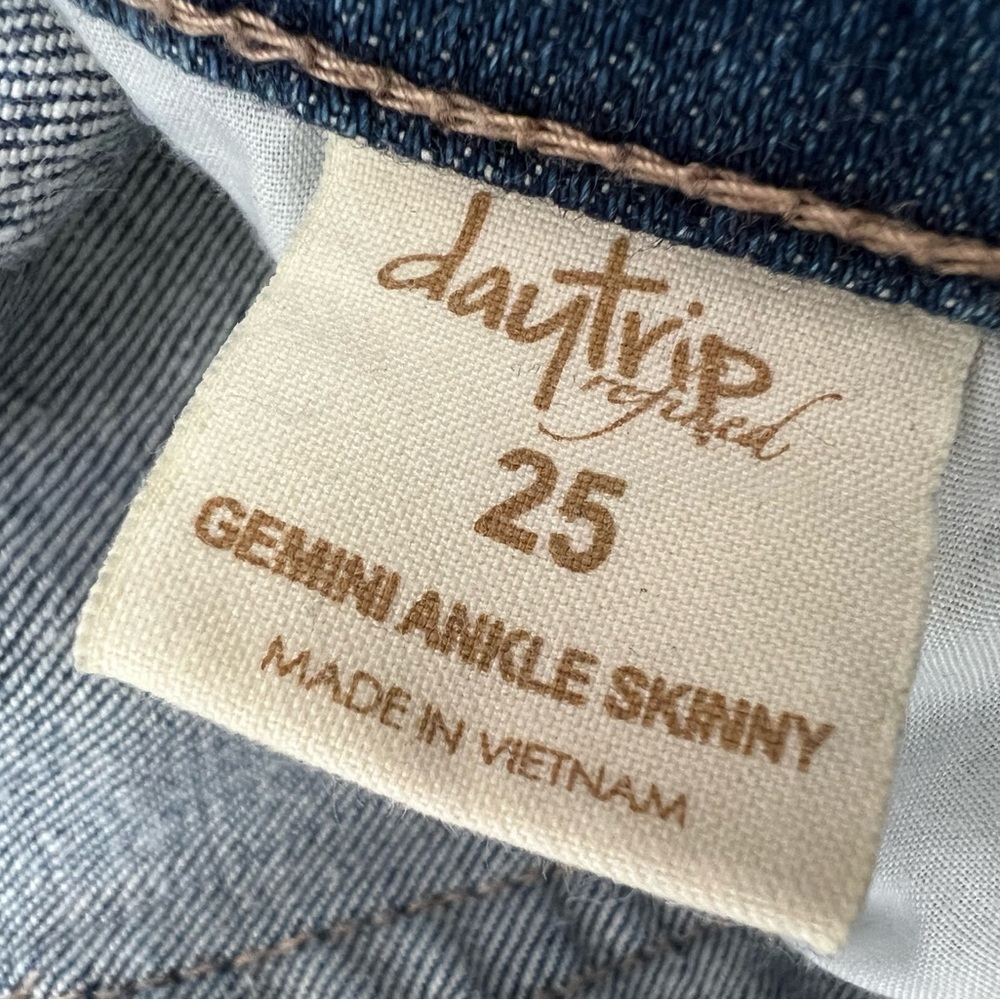 Daytrip Refined Gemini Ankle Skinny Stretch Jean Size 25 low rise Y2K 90s - Picture 4 of 10